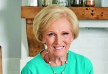 mary berry age